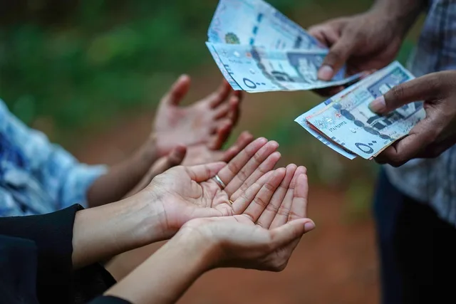 currency, saudi arabia, adult, arabia, bank, business, buying, cut out, finance, finance and economy, giving, gulf cooperation council, hand, holding, horizontal, human body part, human hand, islam, men, number 500, part of, people, persian gulf countries, saudi arabia, saudi arabia, saudi arabia, saudi arabia, saudi arabia. Monthly giving programs in Canada: benchmarks smaller shops can use
