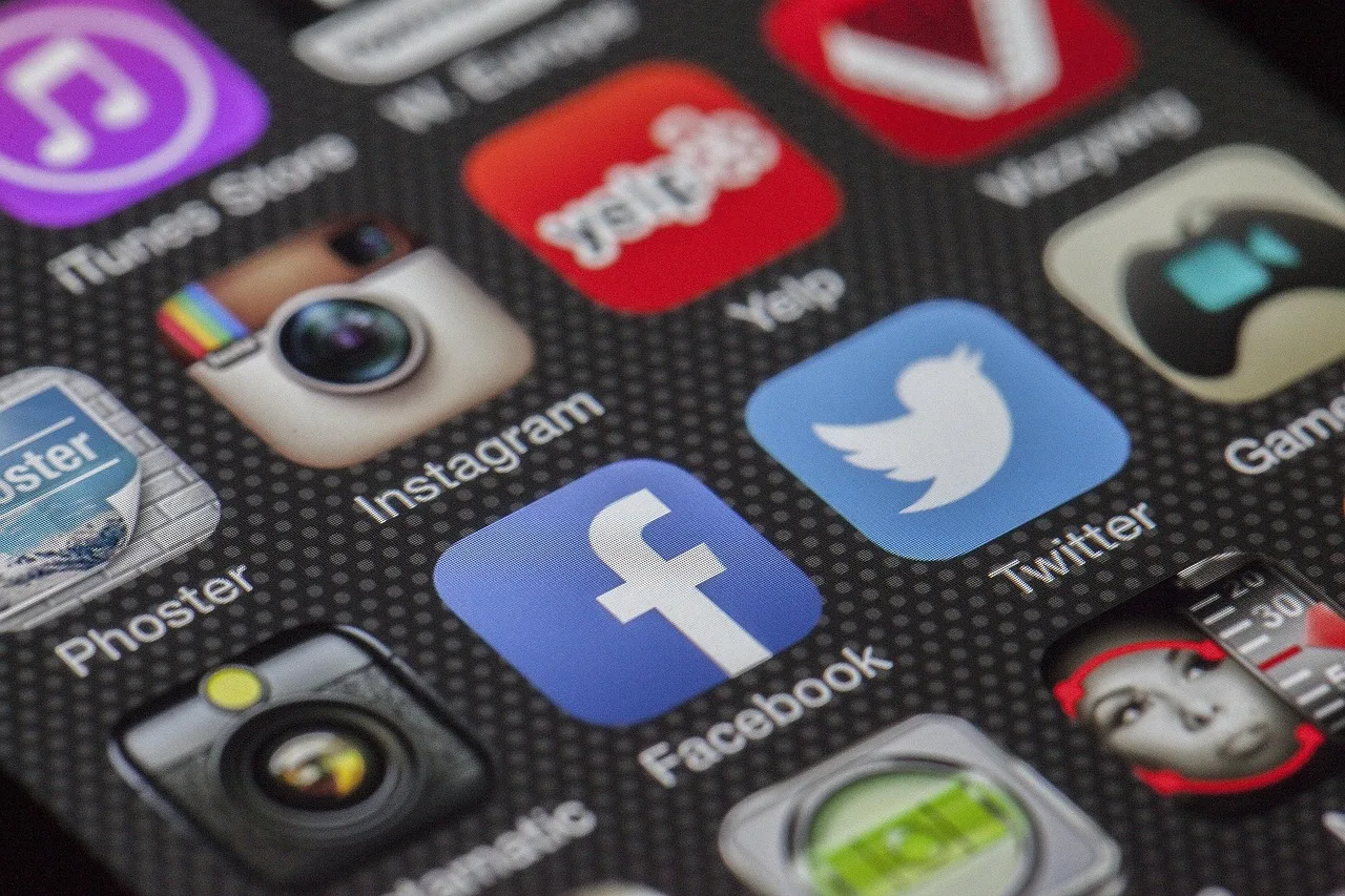 phone, display, apps, applications, screen, phone applications, mobile phone, smartphone, cellphone, phone screen, phone display, twitter, facebook, instagram, multimedia, social media, social network, social networking, mobile, facebook, social media, social media, social media, social media, social media. The nonprofit social media checklist owners actually finish