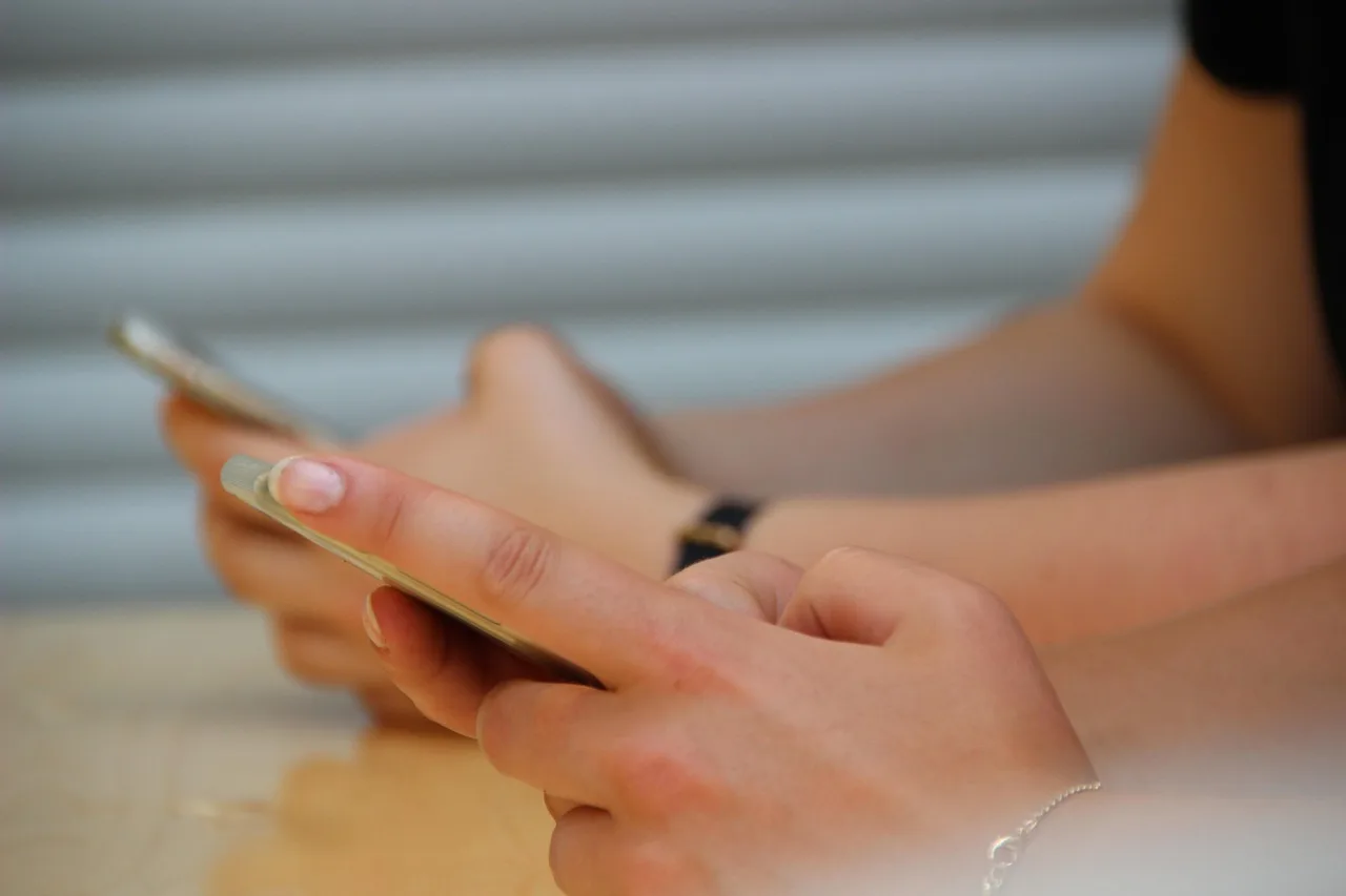 mobile, hands, smartphone, phone, keep, social media, communication, communicate, hand, cell phone addiction, contact, social media, social media, social media, social media, social media. 4 things to understand about nonprofit social media trends